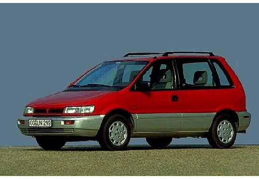 mitsubishi space wagon