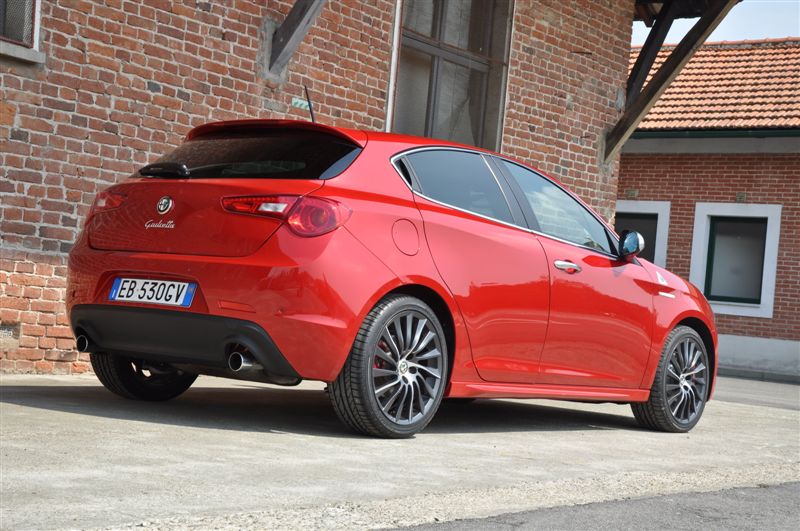 alfa romeo giulietta quadrifoglio verde qv 1750 six speed manual albums photos essai alfa romeo giulietta 1750 tbi quadrifoglio verde alfa romeo giulietta quadrifoglio verde qv 1750 six speed manual albums photos essai alfa romeo giulietta 1750 tbi quadrifoglio verde