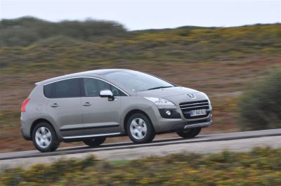 3008 Hybrid essai