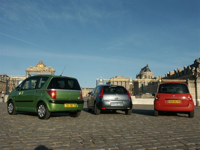  - Citroën C4 vs Peugeot 1007 vs Renault Modus