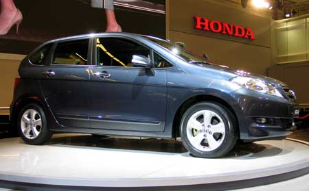  - Honda FR-V