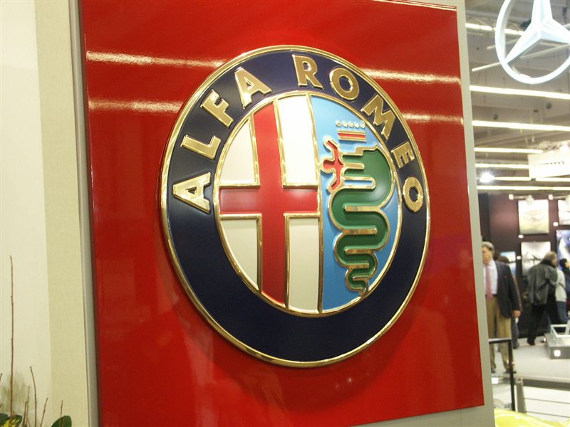  - Alfa Romeo - Retromobile 2005
