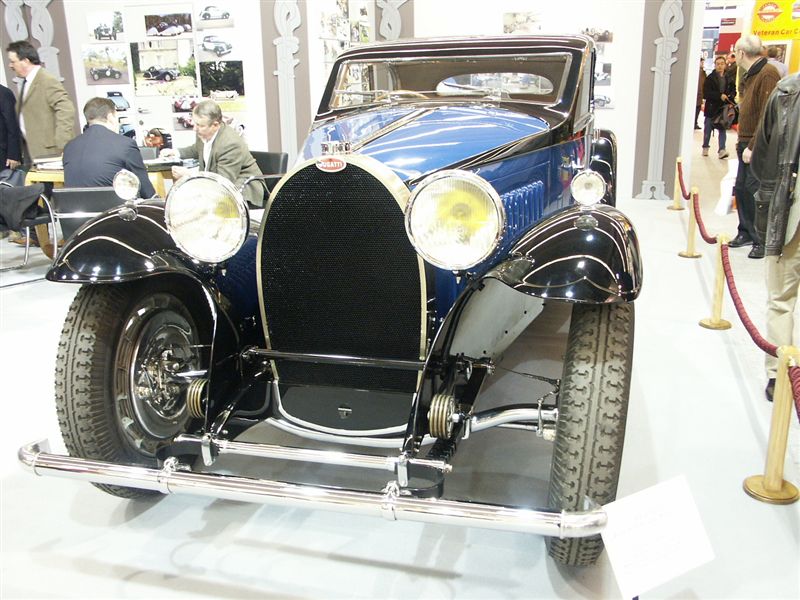  - Bugatti - Retromobile 2005