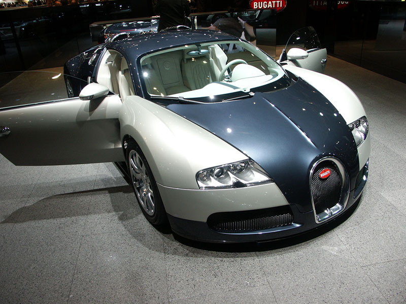  - Bugatti Veyron