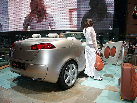  - Mitsubishi CZ2 Cabriolet