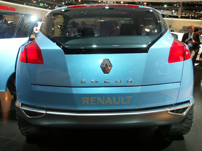  - Renault Egeus