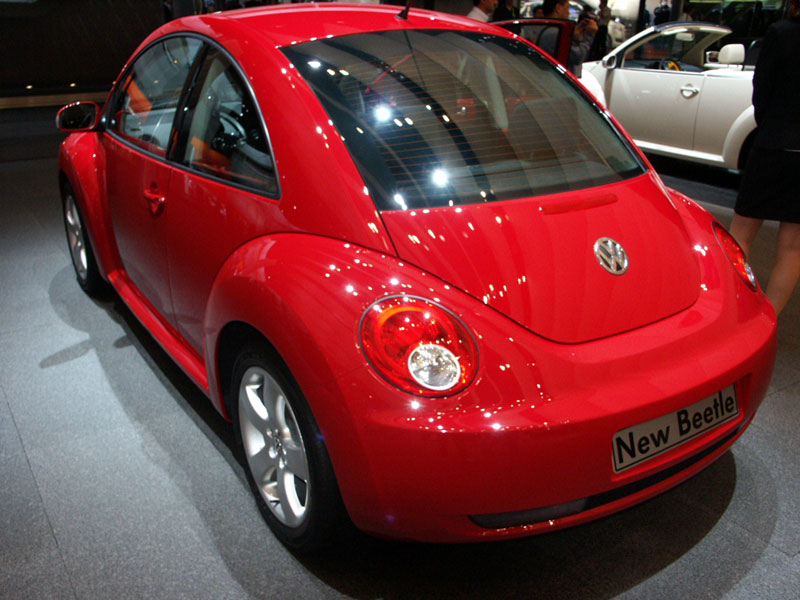 - Volkswagen New Beetle 2