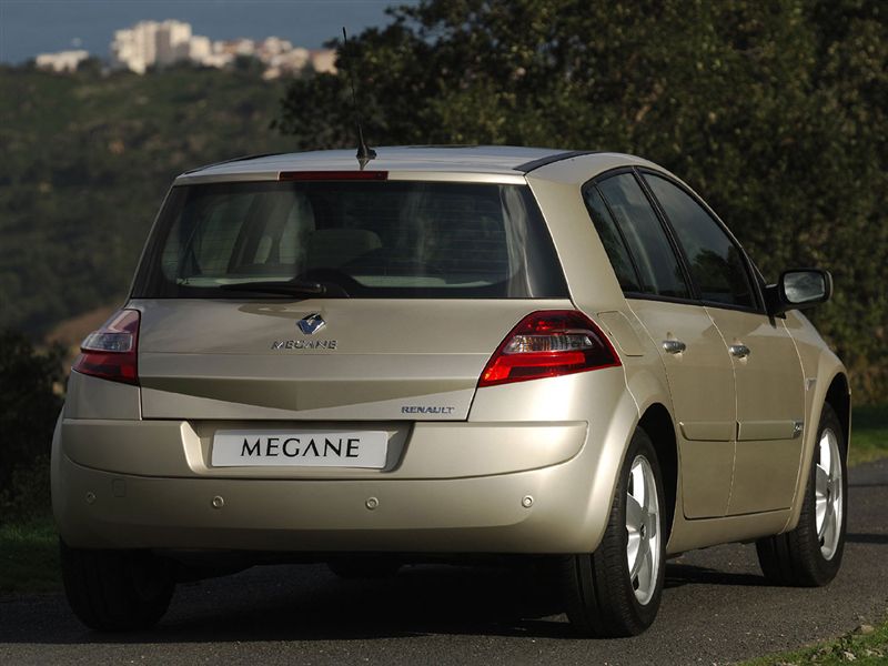  - Renault Mégane 2 2.0 dCi 150