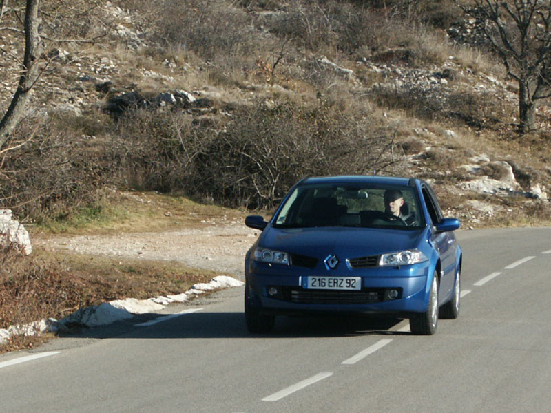  - Renault Mégane 2 2.0 dCi 150