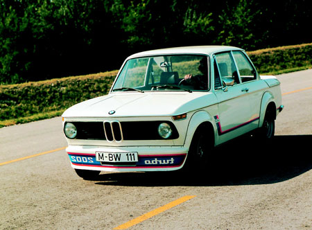  - BMW, 40 ans de Série 2