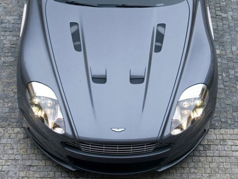  - Aston Martin DBS