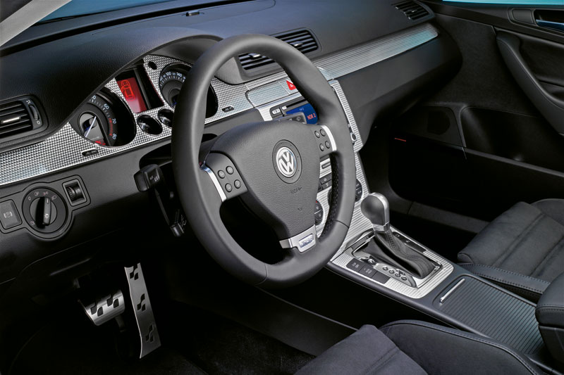  - Volkswagen Passat R36