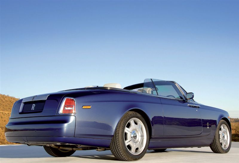  - Rolls-Royce Phantom Drophead Coupé