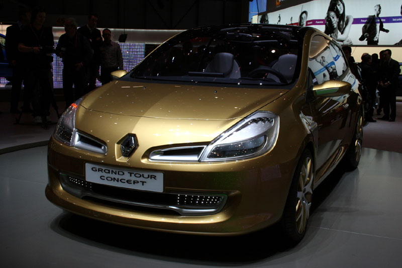 - Renault Clio Grand Tour