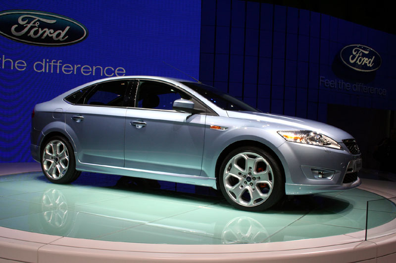  - Ford Mondeo