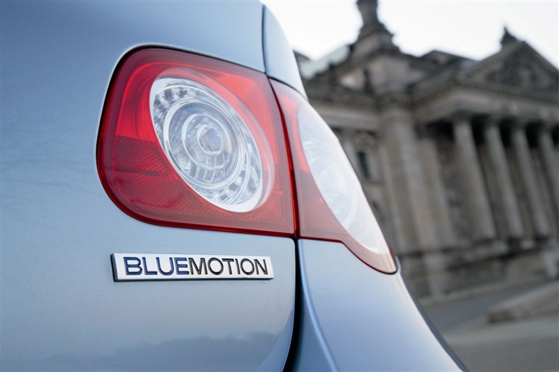  - Volkswagen Passat BlueMotion