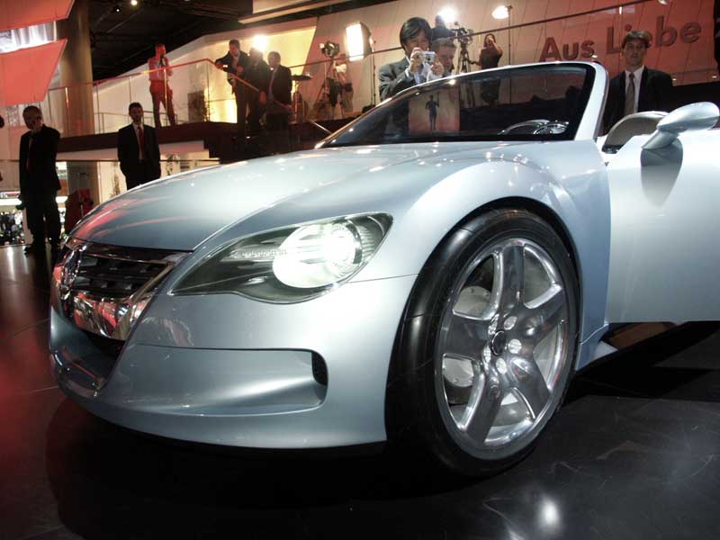  - Volkswagen Concept R