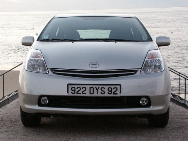  - Toyota Prius Linea Sol Pack