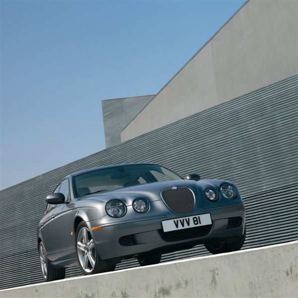  - Jaguar S-Type 2004