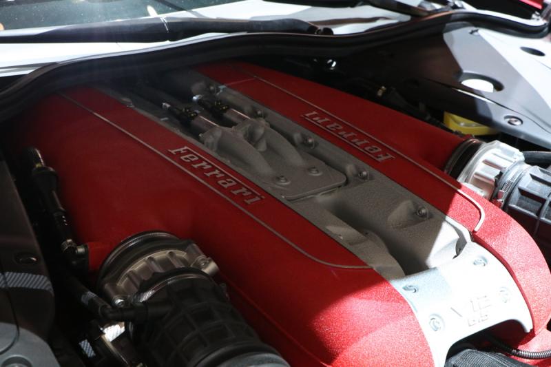  - Ferrari 812 Superfast