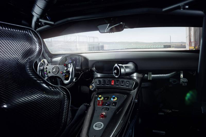  - Mercedes-AMG GT4