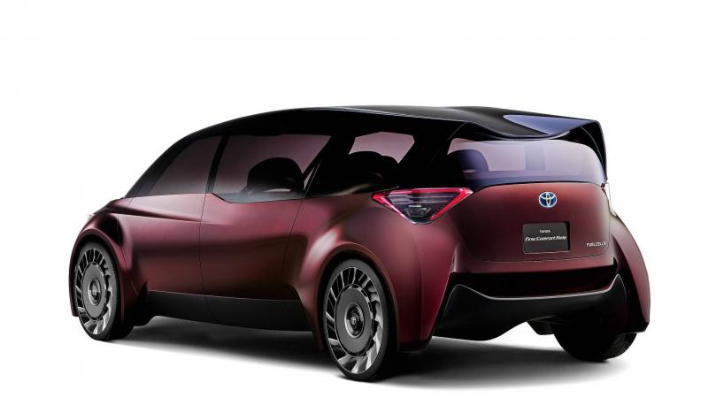  - Toyota Fine Comfort Ride Concept