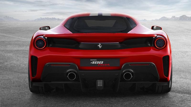  - Ferrari 488 Pista (officiel)