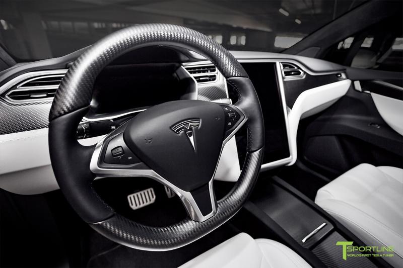  - Tesla Model X T Largo