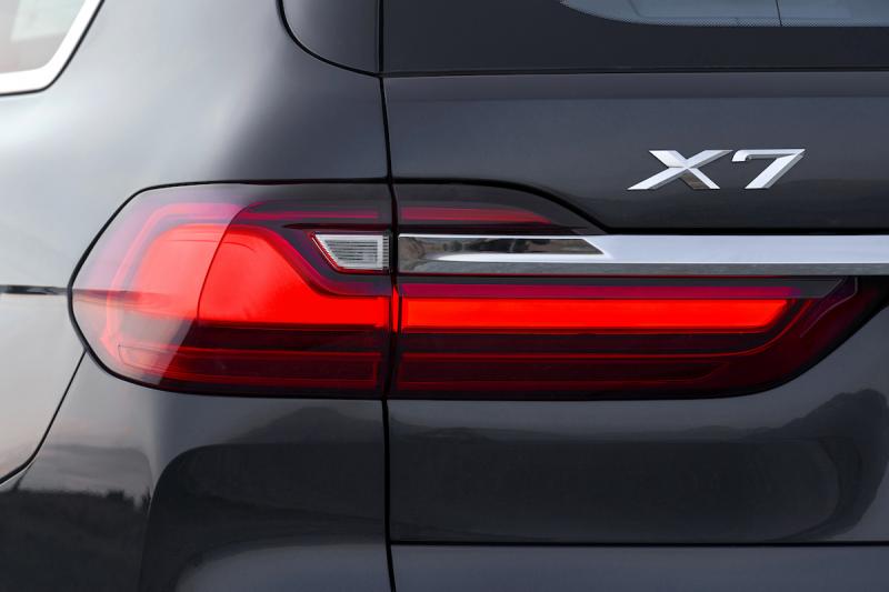  - BMW X7 | les photos officielles du SAV