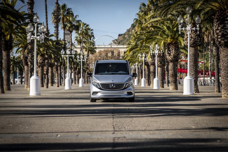  - Mercedes EQV | les photos du concept électrique en balade à Barcelone