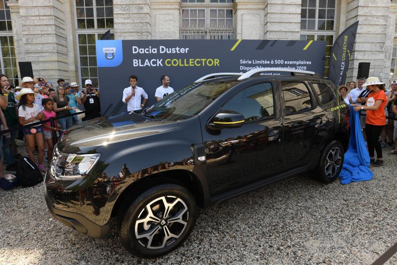  - Dacia Duster Black Collector : les photos officielles de la série limitée