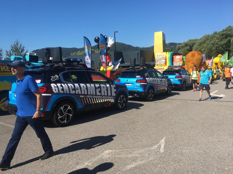  - Tour de France 2019 | nos photos de la Caravane du Tour à bord de la 2CV Cochonou