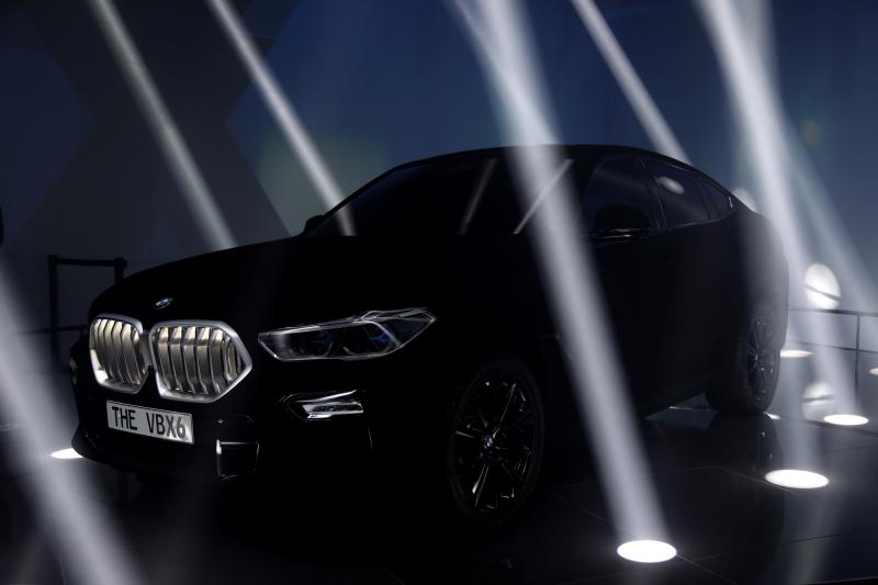 BMW X6 Vantablack | nos photos au Salon de Francfort 2019
