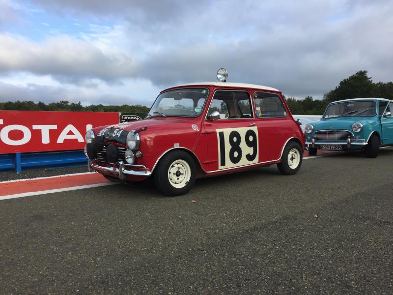 60 ans de Mini | Nos photos des Mini classic au circuit de Dreux