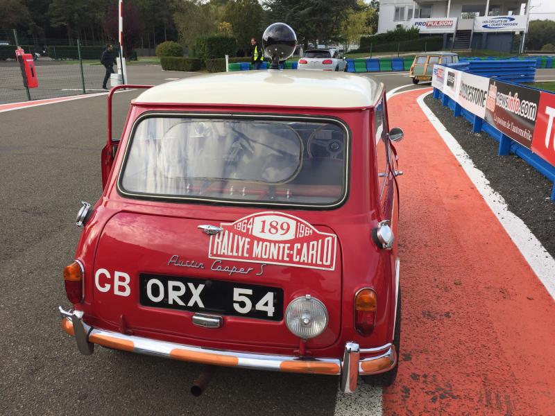 60 ans de Mini | Nos photos des Mini classic au circuit de Dreux