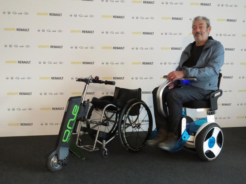 Nino4 by Nino Robotics | Les photos du transporteur personnel assis financé par Renault