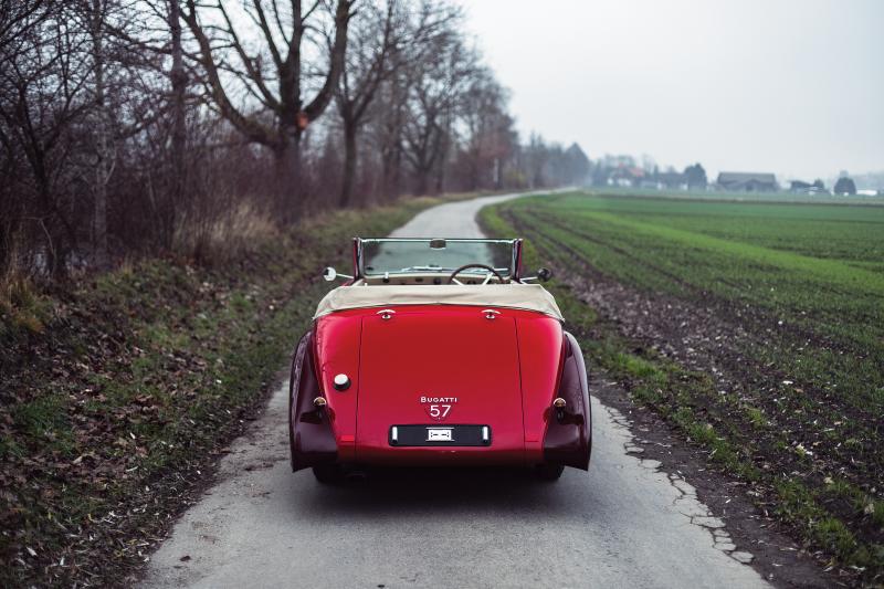  - Bugatti Type 57C Stelvio par Gangloff | Les photos officielles du roadster proposé aux enchères par RM Sotheby's