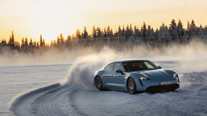  - Porsche Taycan 4S | Les photos de la berline 100% électrique en Finlande