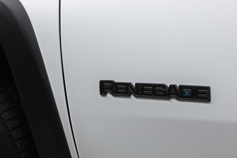  - Jeep Renegade et Compass 4xe | Les photos des SUV hybrides rechargeables