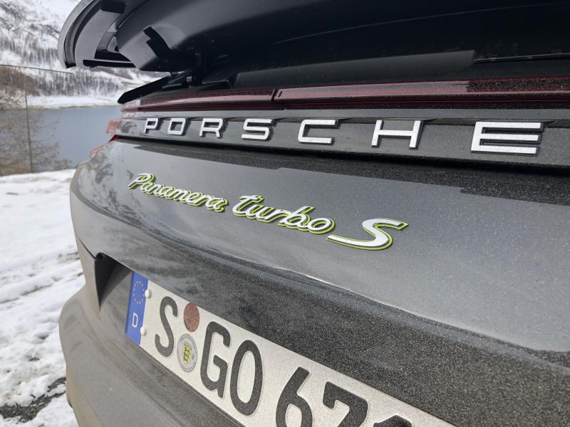 Porsche Panamera Turbo S E-Hybrid | Les photos de notre essai dans les Alpes