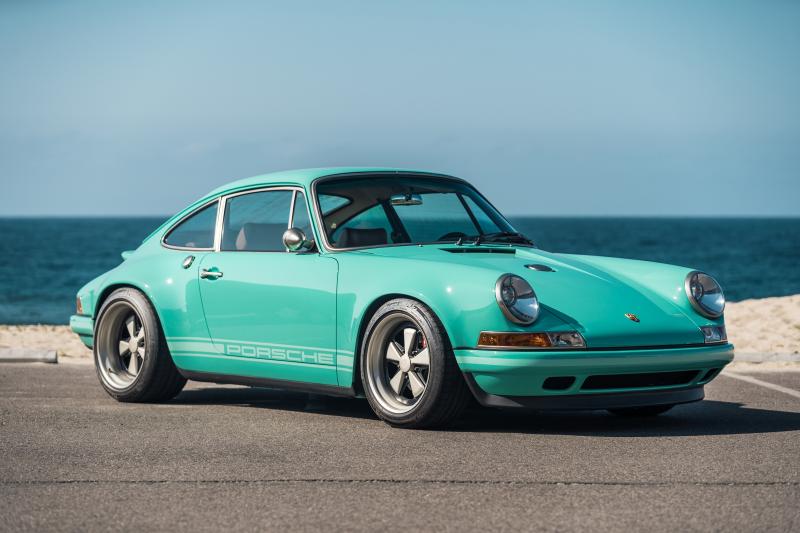  - Porsche 911 Malibu by Singer | Les photos de la sportive à vendre chez RM Sotheby’s