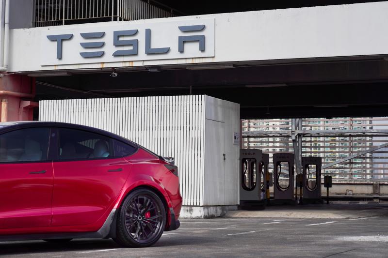  - Tesla Model 3 | les photos officielles de la version RevZsport