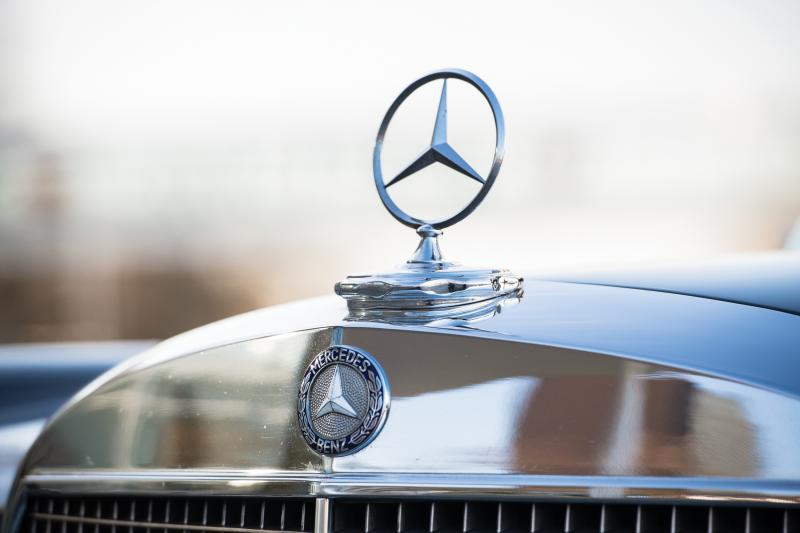 Mercedes-Benz 600 Pullman | Les photos de la limousine à six portes