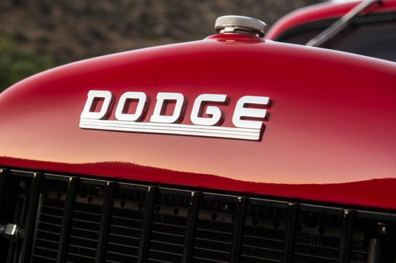 Dodge Power Wagon by Legacy | Les photos du truck américain restomod