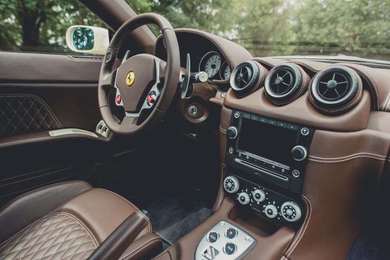  - Ferrari 612 Sessanta | Les photos de la belle italienne à vendre chez RM Sotheby’s