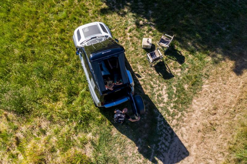  - Autohome & Land Rover | Les photos du Defender toit relevable