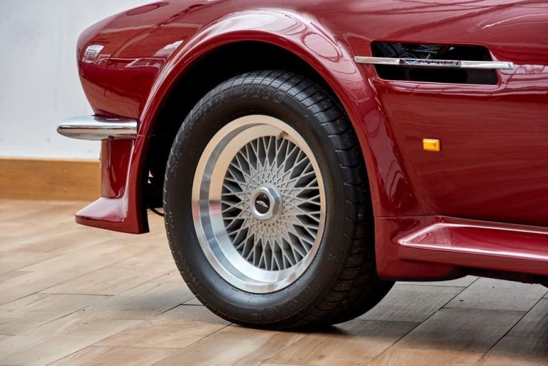  - Aston Martin V8 Volante | Les photos du cabriolet ex-David Beckham