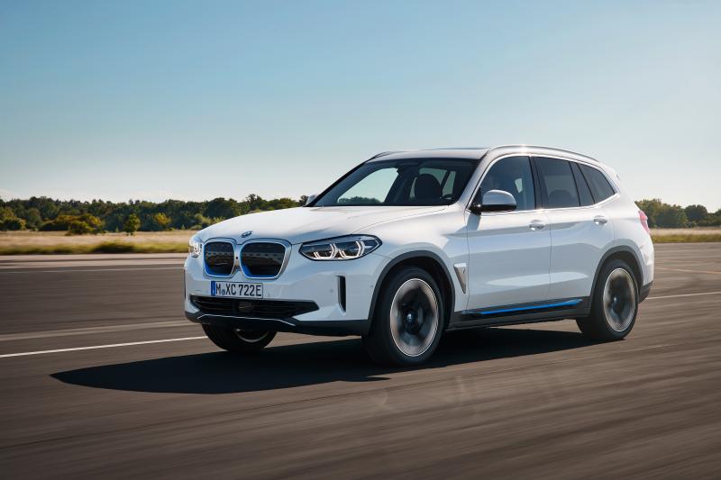  - BMW iX3 : les photos officielles du SUV familial premium électrique