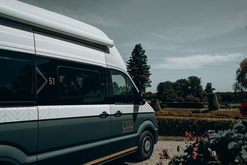 Grand Hôtel COQ California | les photos officielles du camping-car aménagé en chambre d’hôtel