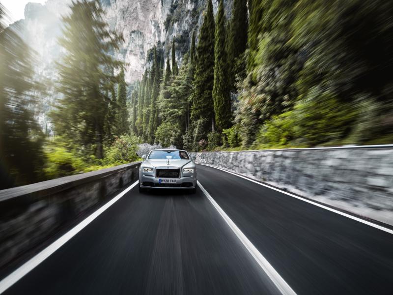  - Rolls-Royce Dawn Silver Bullet | Les photos officielles du cabriolet de luxe en Italie